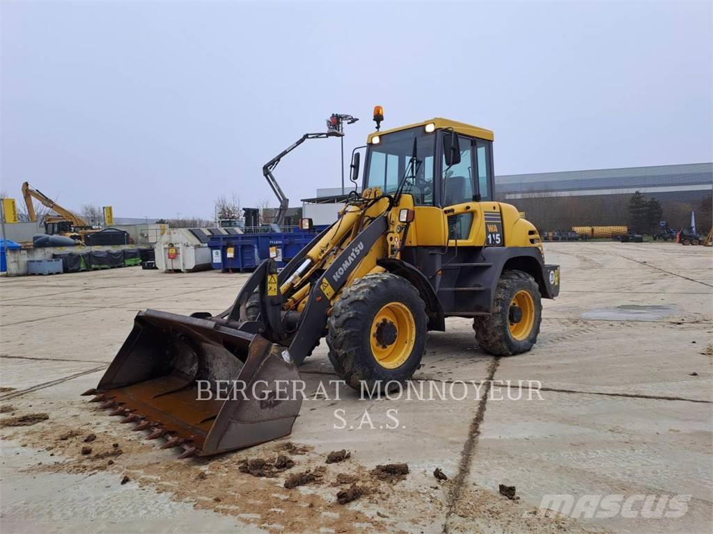 Komatsu WA115 Cargadoras sobre ruedas