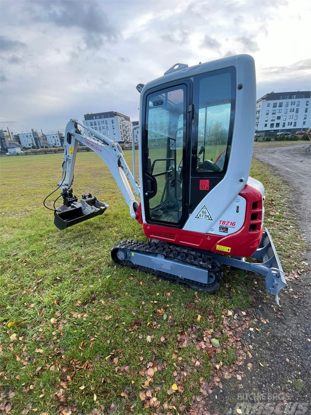 Takeuchi TB216 Otros