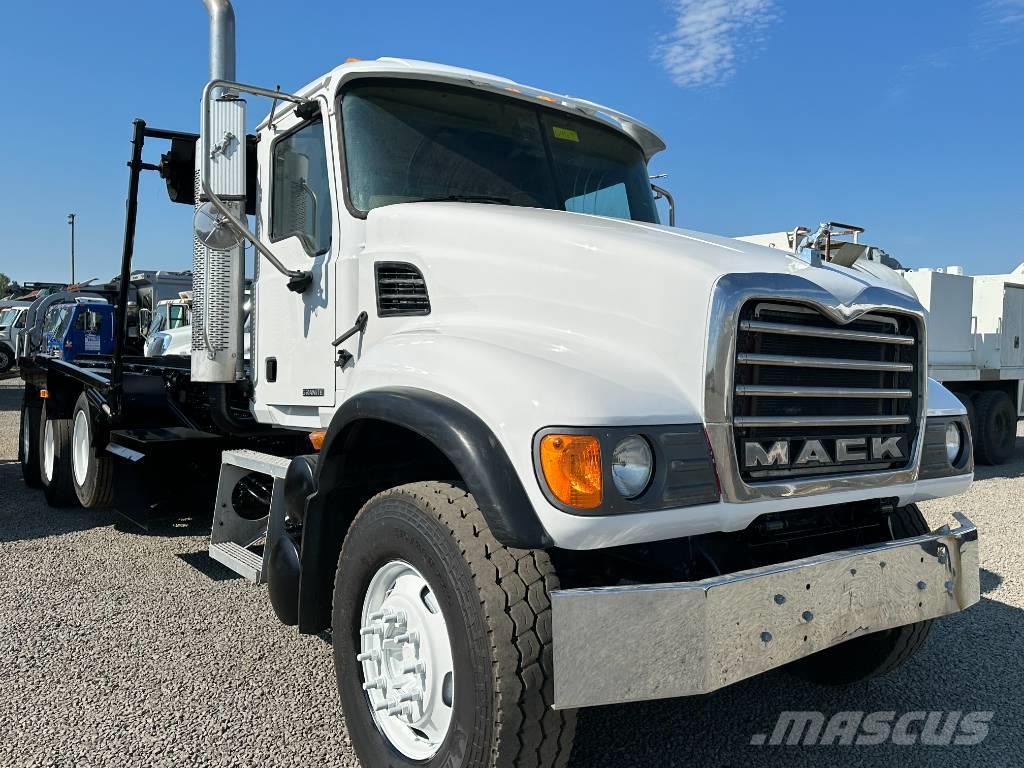 Mack GRANITE CV713 Camiones desmontables