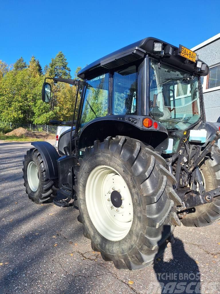 Valtra N 92 Tractores