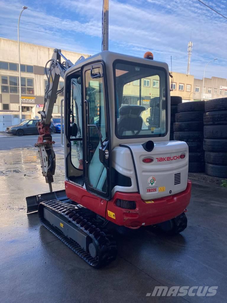 Takeuchi TB 225 Miniexcavadoras