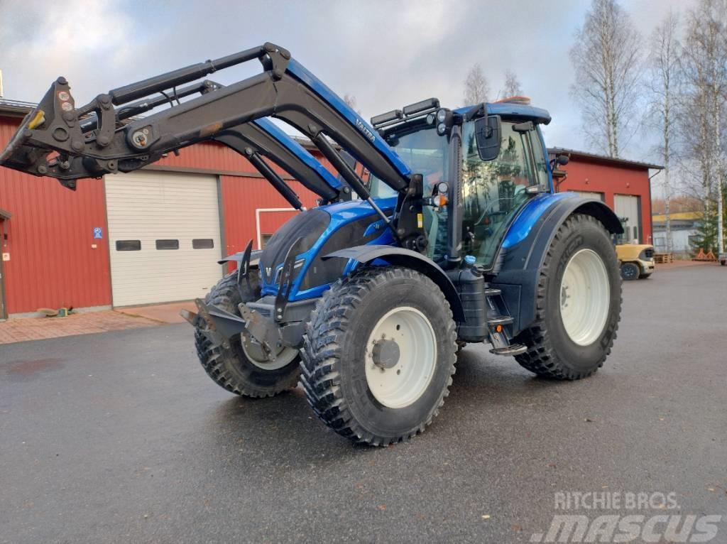 Valtra N 174 Tractores