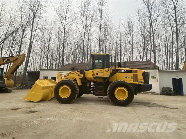 Komatsu WA380 Cargadoras sobre ruedas