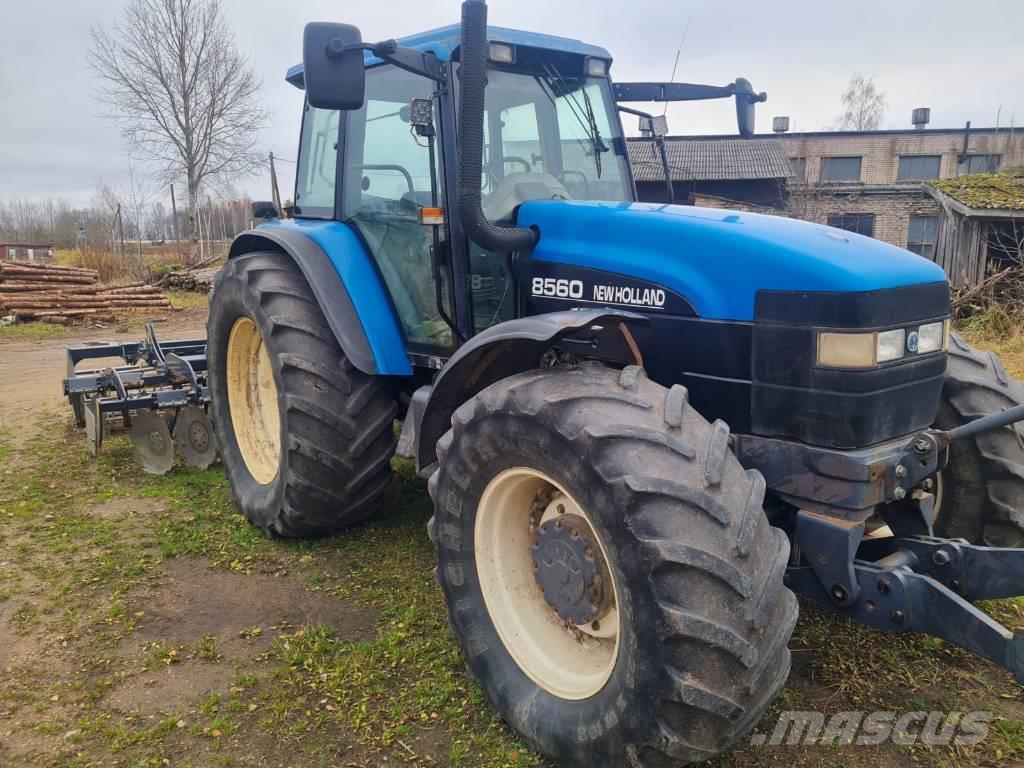 New Holland 8560 Tractores