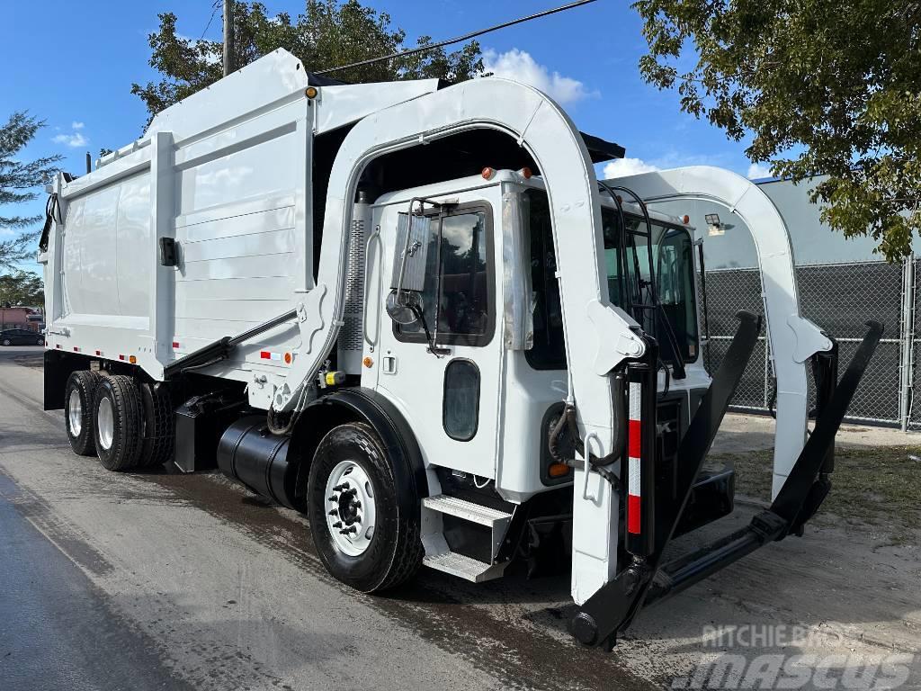 Mack MRU 613 Camiones de basura