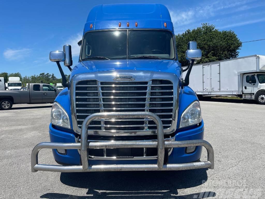 Freightliner Cascadia 125 Camiones tractor