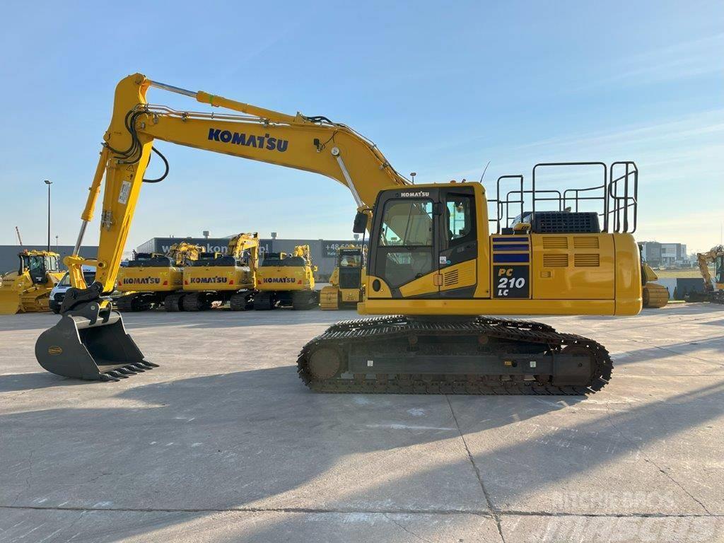 Komatsu PC210LC-11E0 Excavadoras sobre orugas