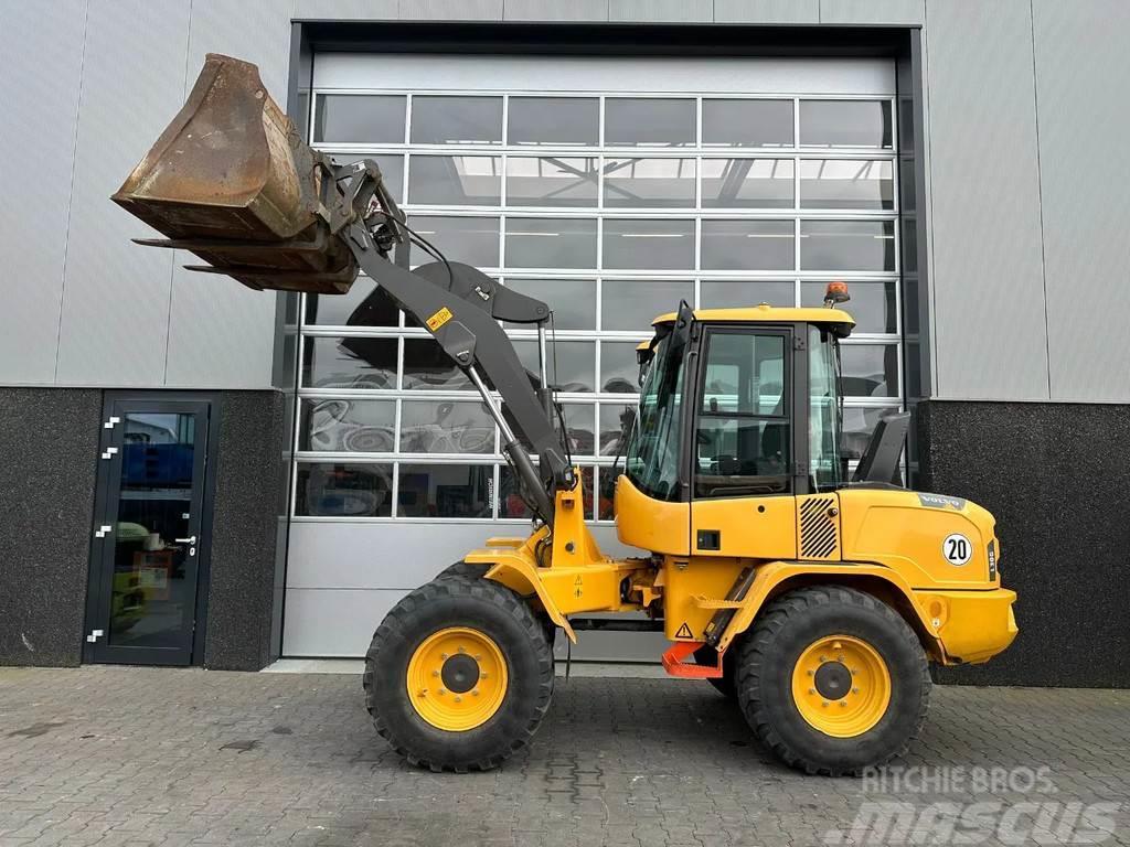 Volvo L30G Cargadoras sobre ruedas