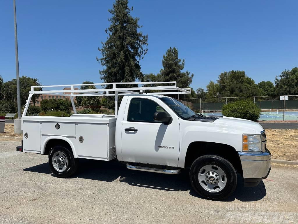 Chevrolet 2500 HD Caja abierta/laterales abatibles