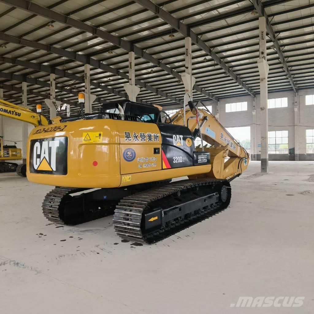 CAT 320 D2 Excavadoras sobre orugas