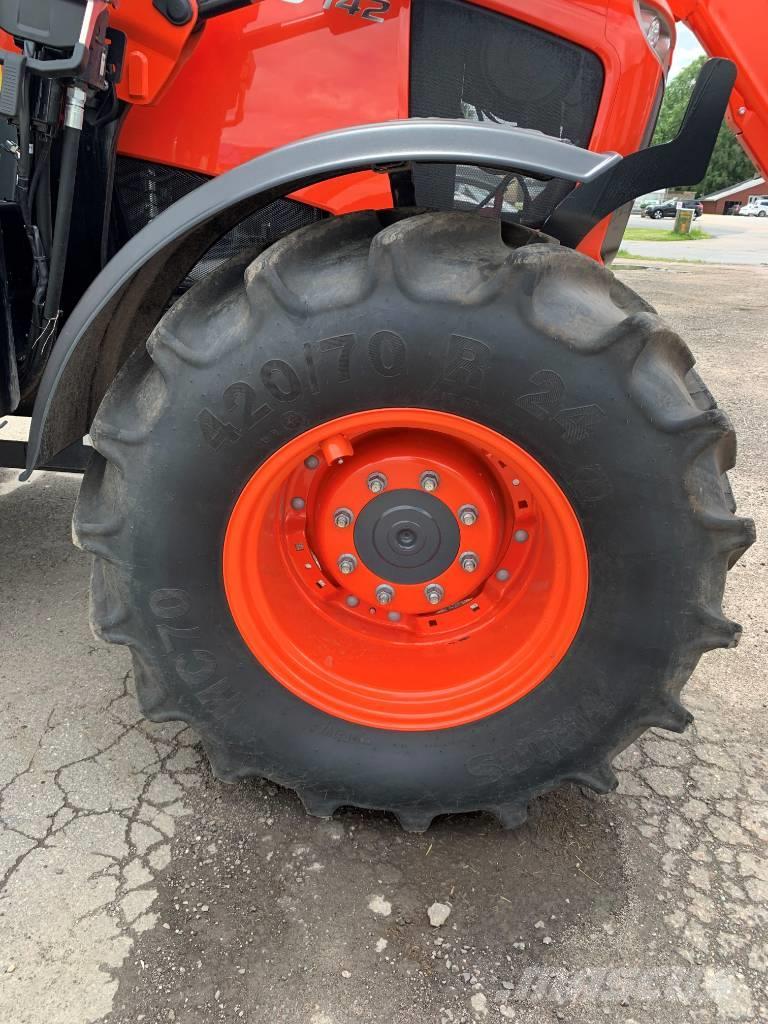 Kubota M6-142 Tractores