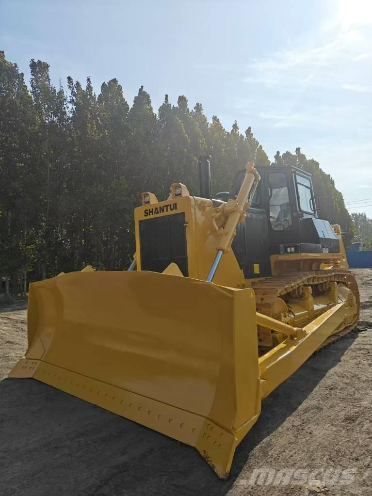 Shantui SD 32 Buldozer sobre oruga