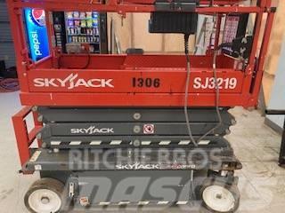 SkyJack SJ 3219 Plataformas tijera