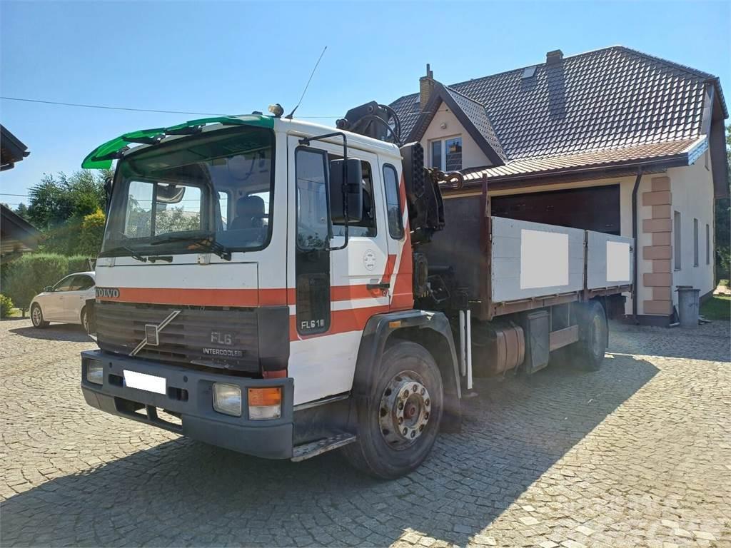 Volvo FL6 Camiones de cama baja