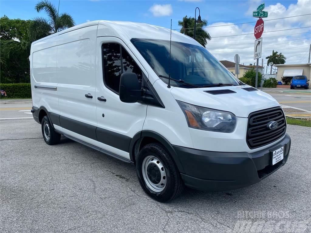 Ford Transit Vehículos de caha cerrada