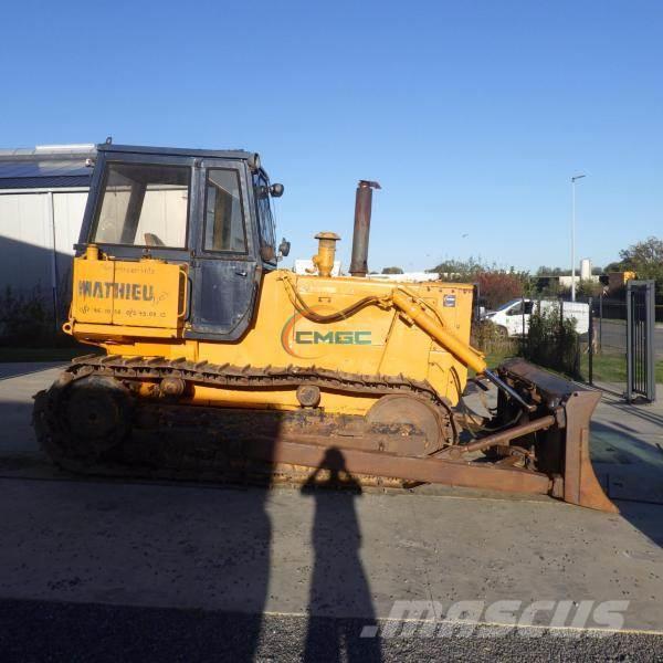 Hanomag D600D Buldozer sobre oruga