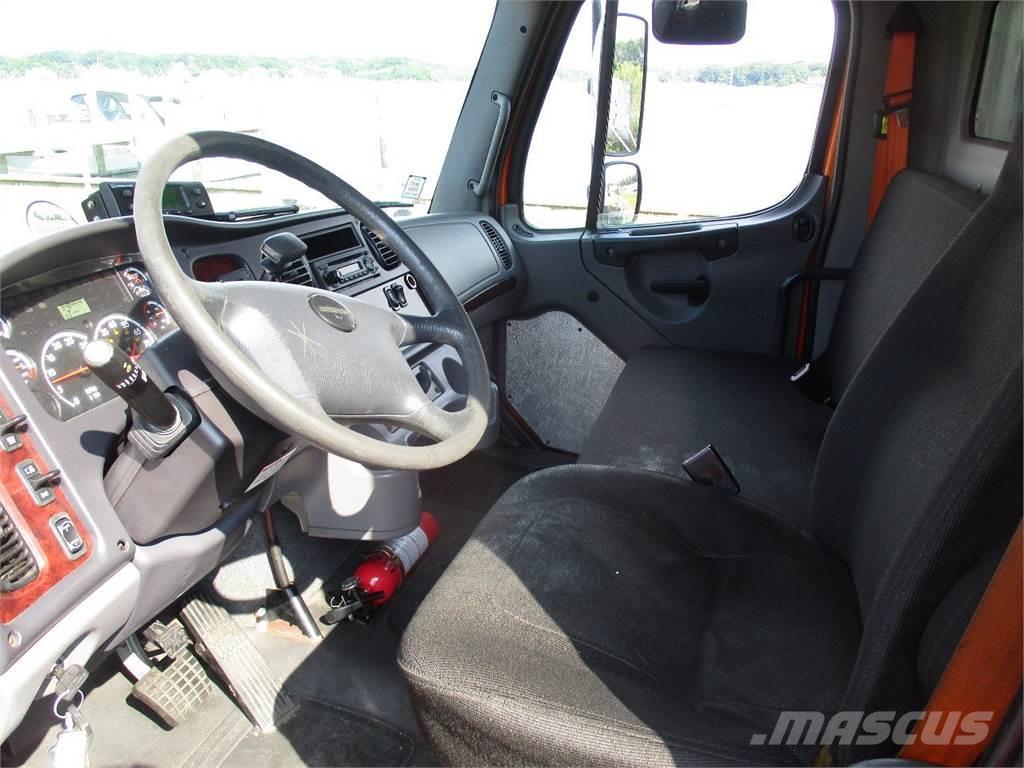 Freightliner M2 Camiones con temperatura controlada