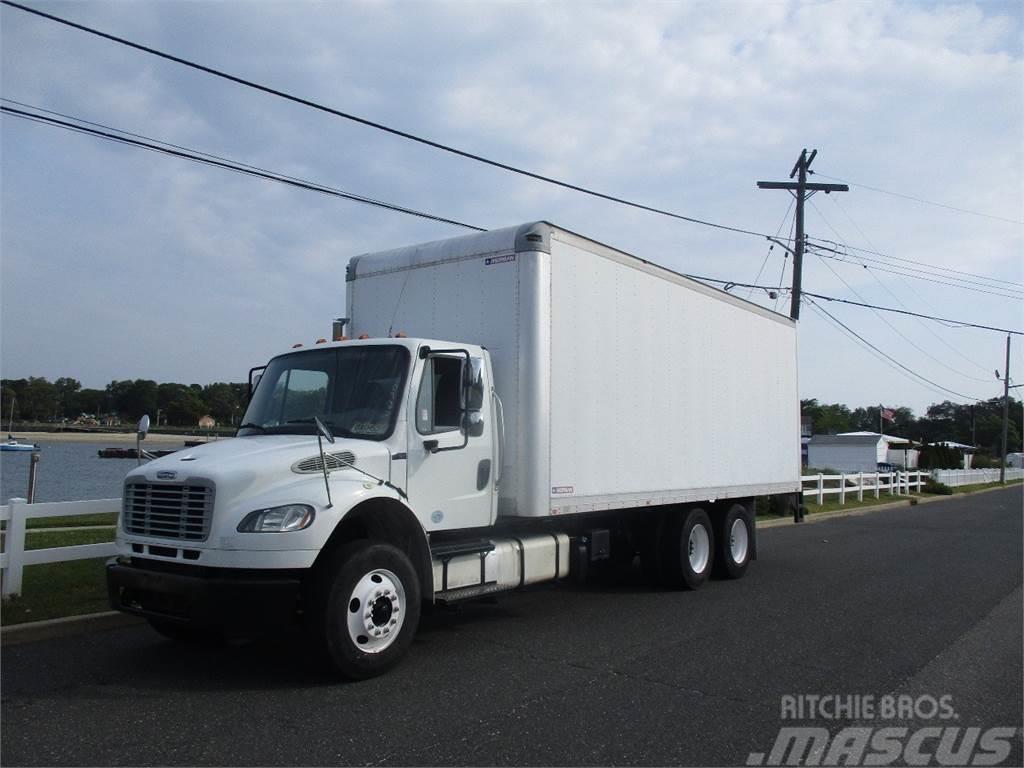 Freightliner M2 Camiones con caja de remolque