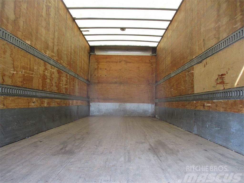 Freightliner M2 Camiones con caja de remolque