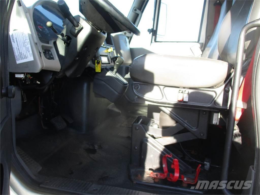 International 4300 Camiones con temperatura controlada