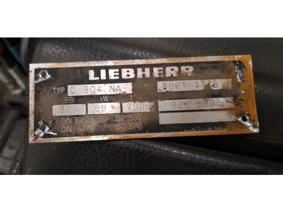 Liebherr A902 Motores