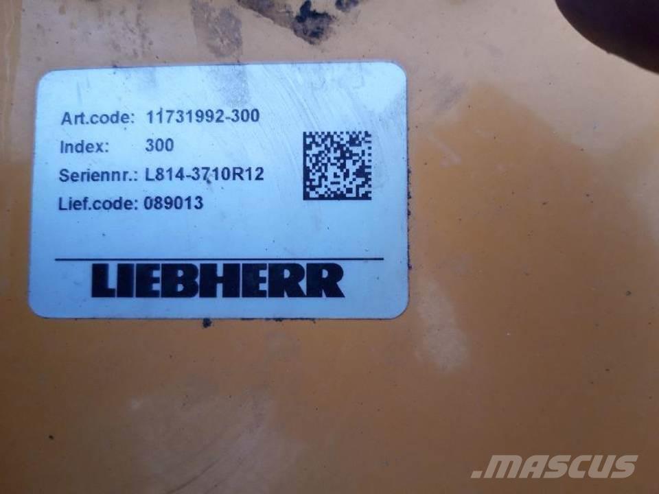 Liebherr R920 Cabina