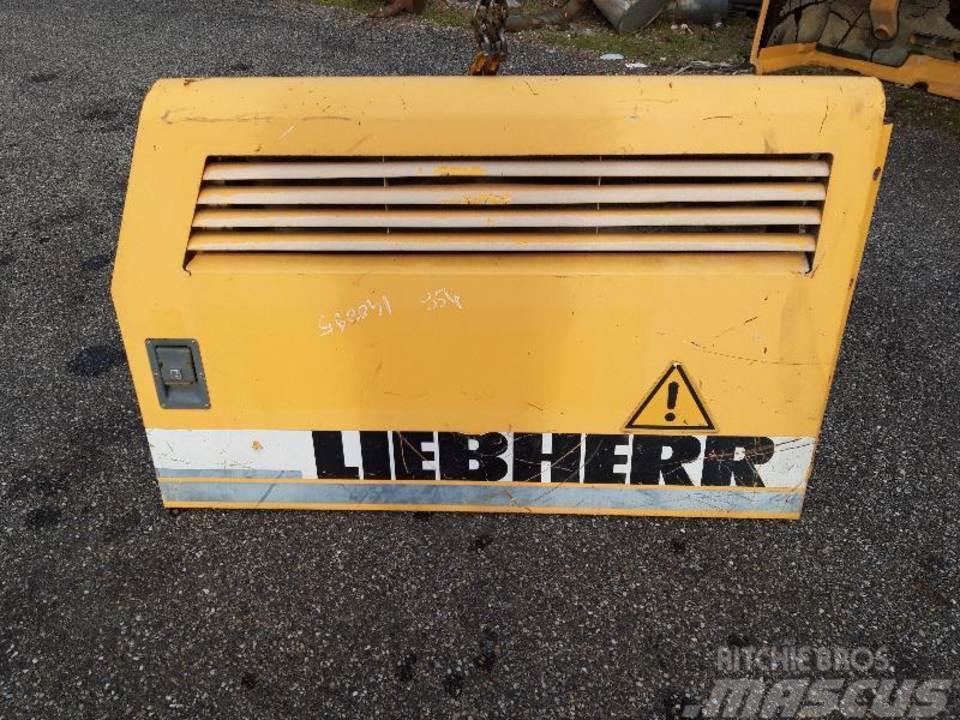 Liebherr R934B Cabina