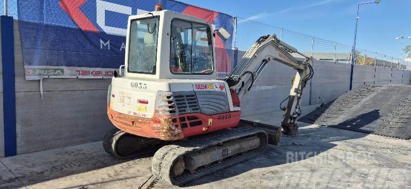 Takeuchi TB 250 Miniexcavadoras