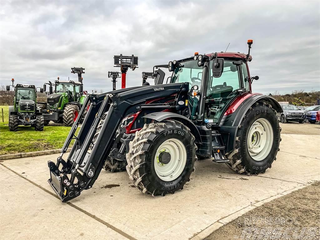 Valtra N155 Tractores