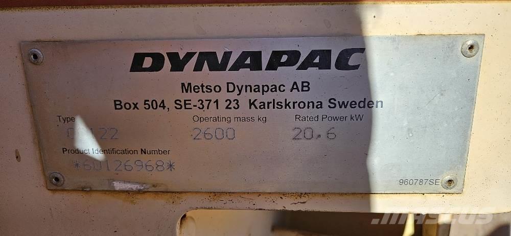 Dynapac CC122 Otros