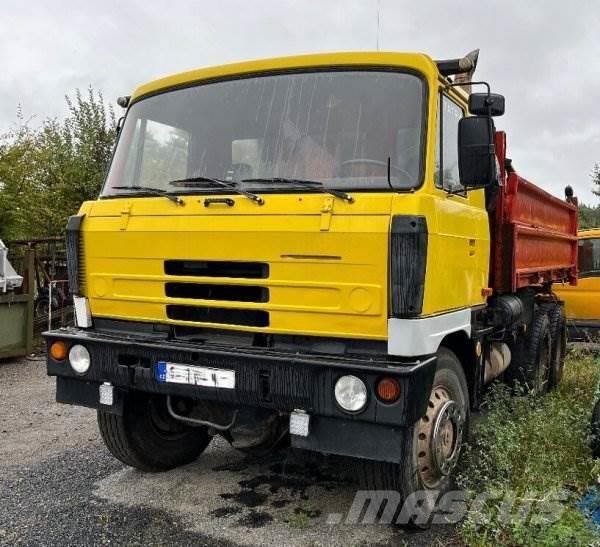 Tatra T815 Bañeras basculantes usadas