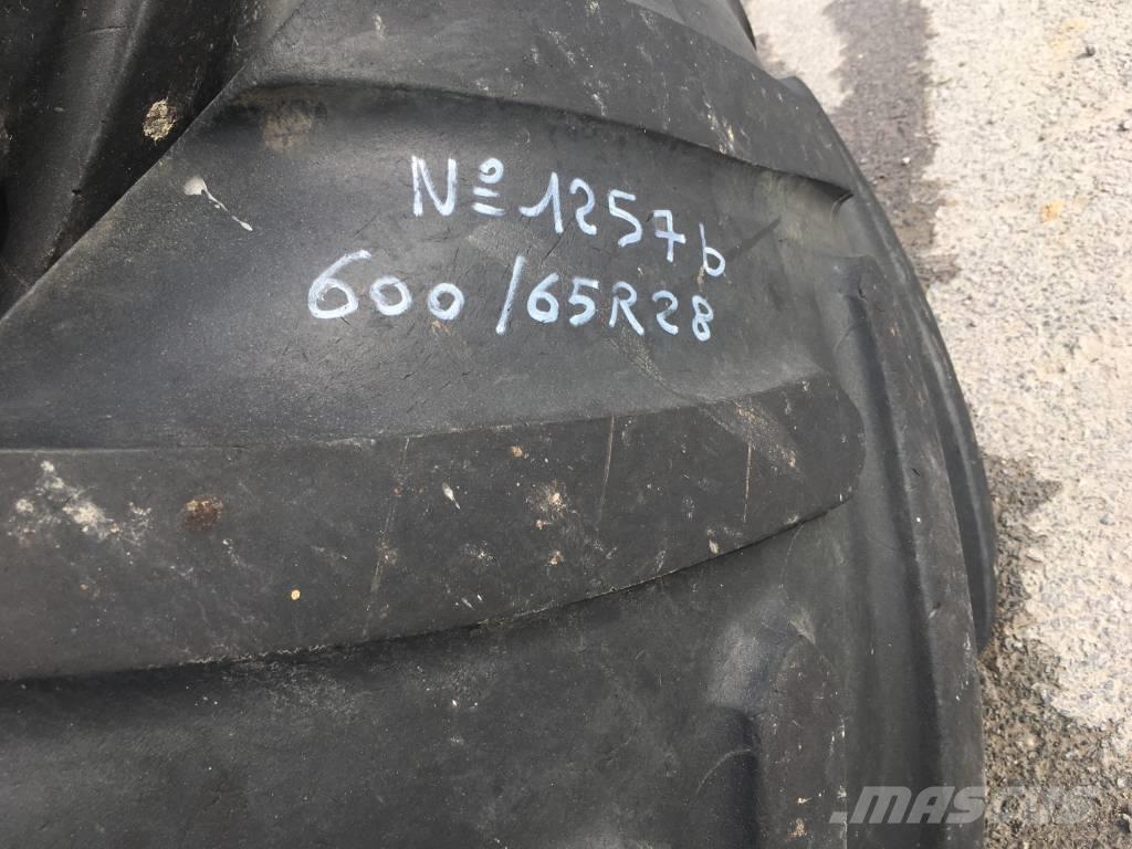 Michelin 600/65R28 Ruedas