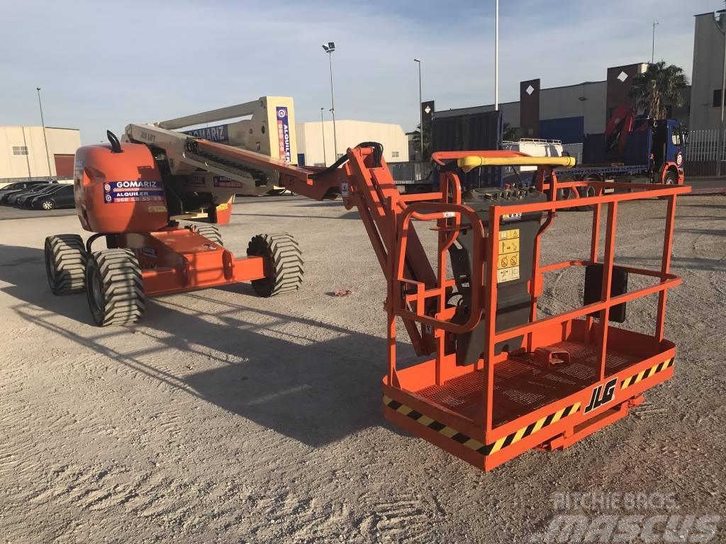 JLG 510 AJ Plataformas con brazo de elevación manual