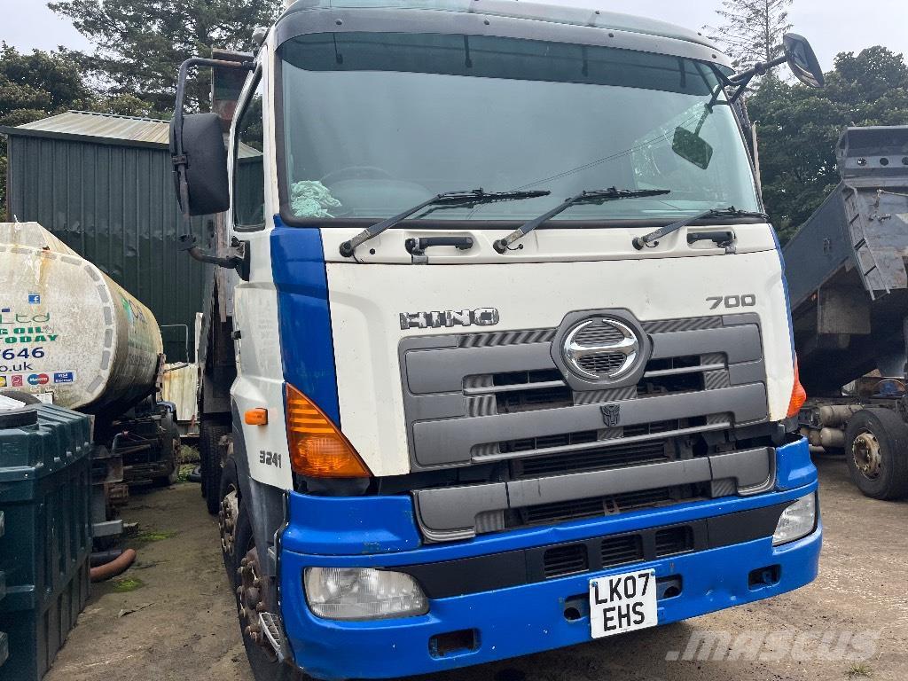 Hino 700 Bañeras basculantes usadas