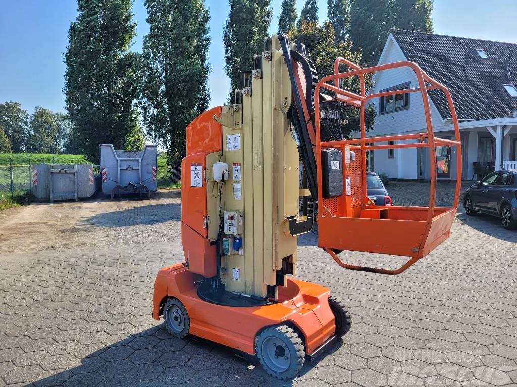 JLG Toucan 1100 Plataformas con brazo de elevación manual