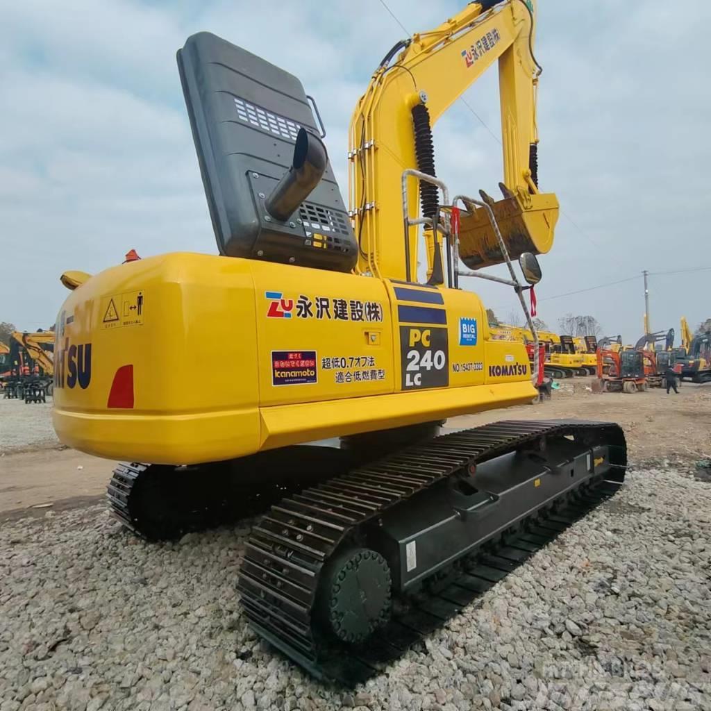 Komatsu PC 240 Excavadoras sobre orugas