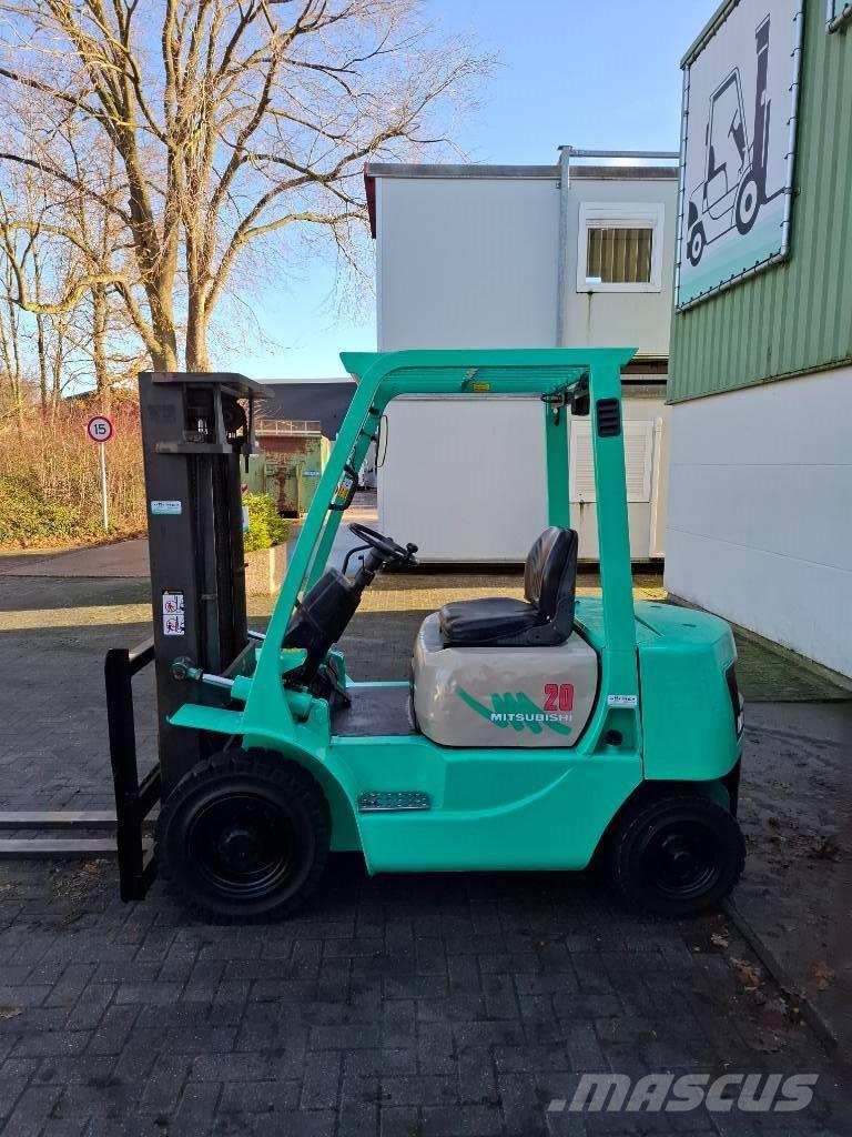 Mitsubishi FD20T Heftruck Camiones diesel