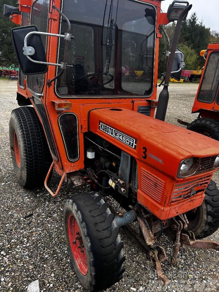 Kubota L 245 Tractores compactos