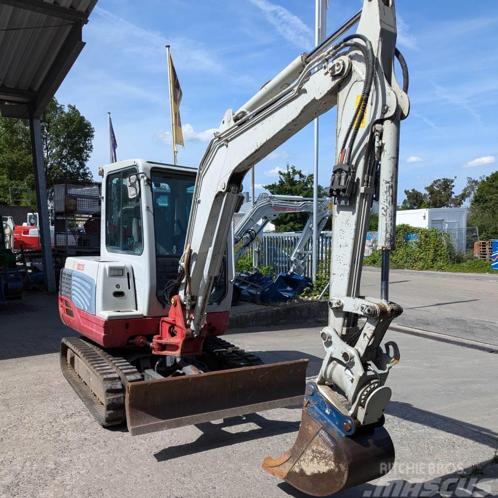 Takeuchi TB 235 Miniexcavadoras