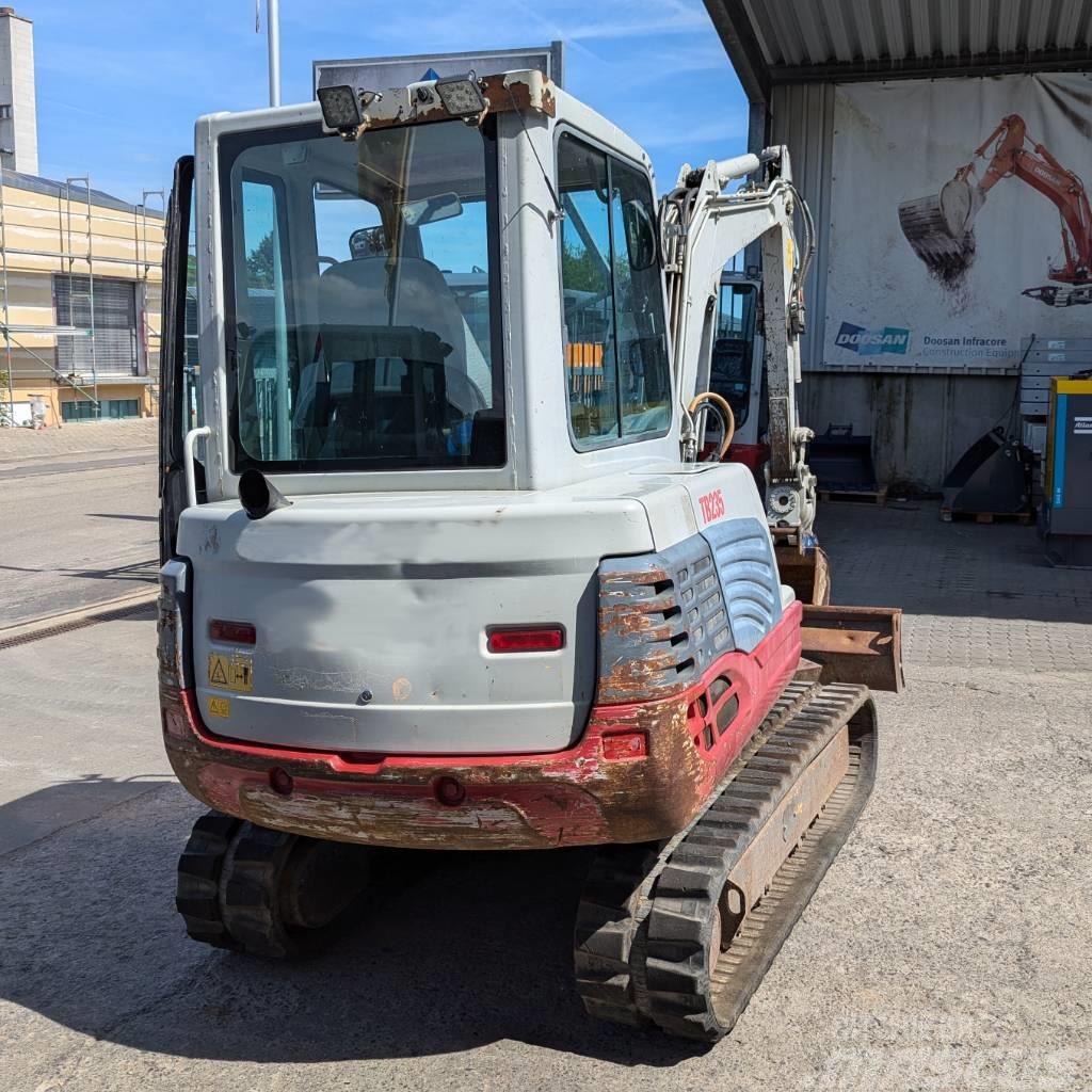 Takeuchi TB 235 Miniexcavadoras