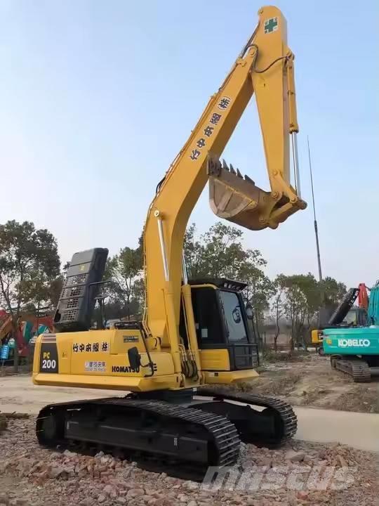 Komatsu PC200-8 Excavadoras sobre orugas