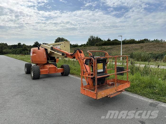 JLG 510AJ Plataformas con brazo de elevación manual