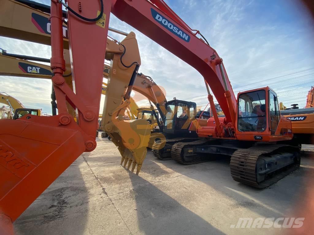 Doosan 300LC-7 Excavadoras sobre orugas