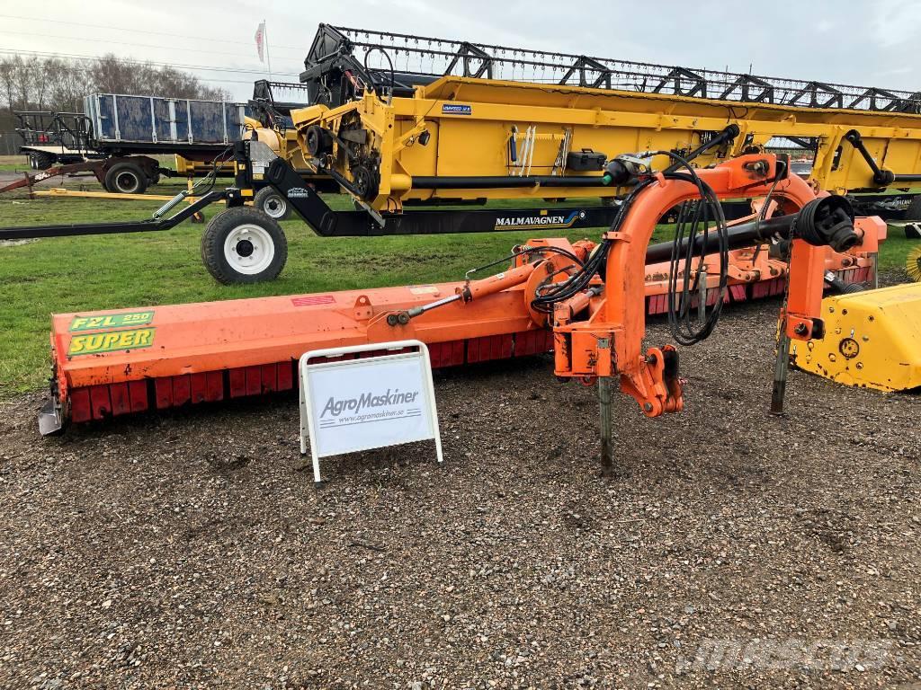 Agrimaster FZL 250 Segadoras y cortadoras de hojas para pasto