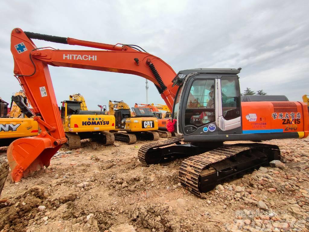 Hitachi ZX 240 Excavadoras sobre orugas