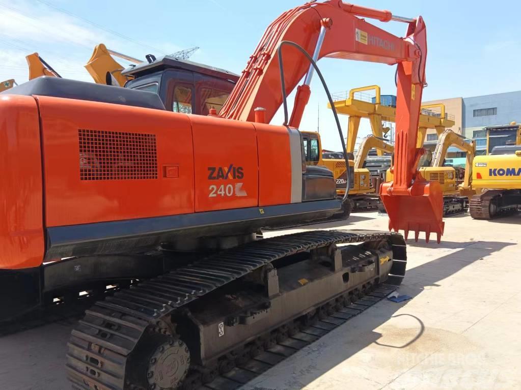 Hitachi ZX 240 Excavadoras sobre orugas