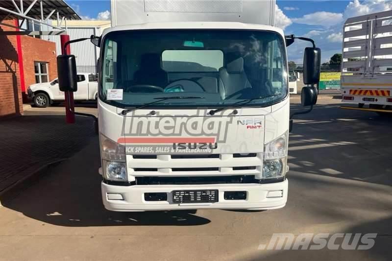 Isuzu NPR400 Otros camiones