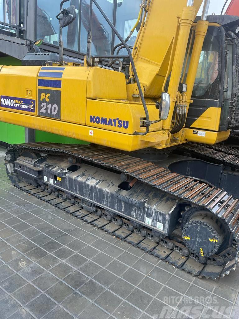 Komatsu PC210-10MO Excavadoras sobre orugas