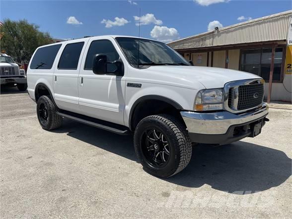 Ford EXCURSION Otros