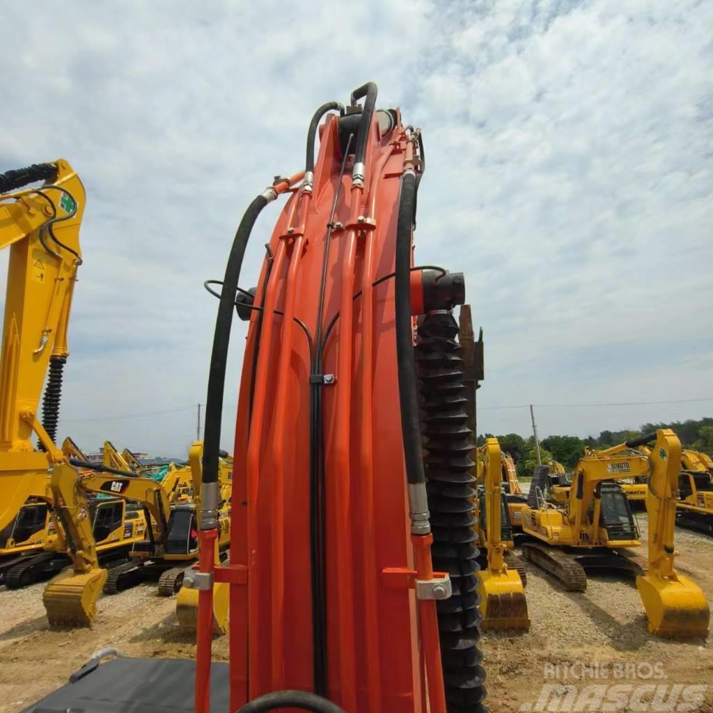 Hitachi ZX 240 Excavadoras sobre orugas